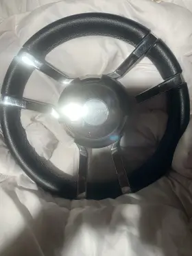American 0000012 Gussi Italia Steering Wheel