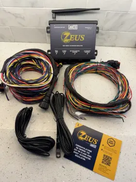Az1000x Arco Zeus High-energy Alternator Regulator - Extended Package With Batt Az1000x Arco Zeus High-energy Alternator Regulator - Extended Package With Batt