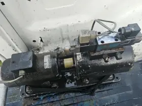 Bosch 0810090129 Self Contain Hydraulic Boat Steering Pump