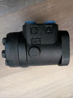0507104 Coursemaster Hydrive Hydraulic Steering Unit Nos