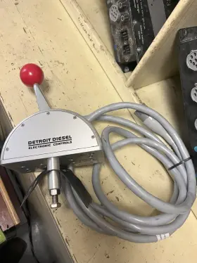 23533087 Detroit Diesel Electronic Control Ddec Throttle