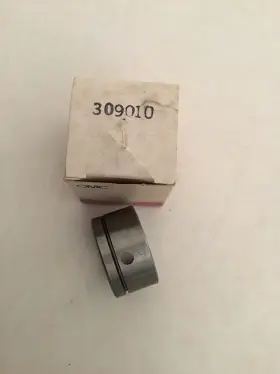 309010 Evinrude Oem Bearing Sleeve