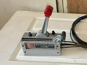 9993556 Evinrude Vintage Dual Engine Control Box
