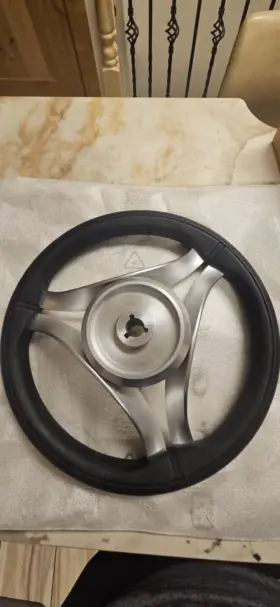 Gussi Italia 43.00114 Boat Steering Wheel Giazza Splined Hub 13 3/4 Inch
