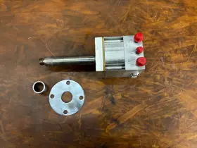 Hynautic H21s Hydraulic Steering Helm 2.75 Cu In 1 Inch Straight Shaft
