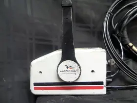 0391040 Johnson 1980s Two Lever Remote Control 16ft 391040 Evinrude Outboard Boat Motor