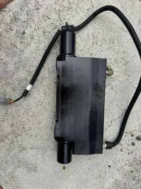 Mercury 8m0123581 Oem Jpo Steering Assembly