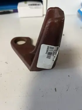 0909942 Omc Oem Stringer Bracket 0909942 Omc Oem Stringer Bracket
