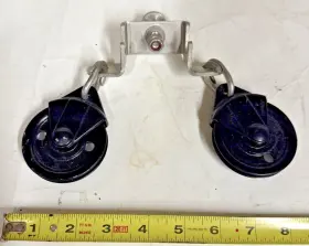 Omc 305885 Outboard Motor Steering Metal Pulley Wire Rope Bracket 305888 Boat