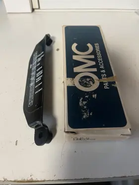 387030 Omc Oem Terminal Cover
