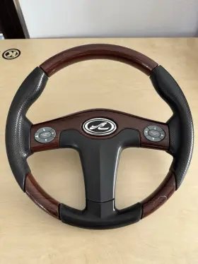 16899257 Sea Ray Steering Wheel Oem Used Good Condition With Radio Controls 2007 250 Slx 16899257 Sea Ray Steering Wheel Oem Used Good Condition With Radio Controls 2007 250 Slx