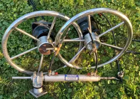 125x7-bj Seastar Hydraulic Steering Dual Helm And Cylinder