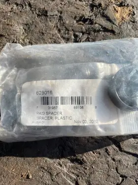 828016 Seastar Plastic Spacer Kit New