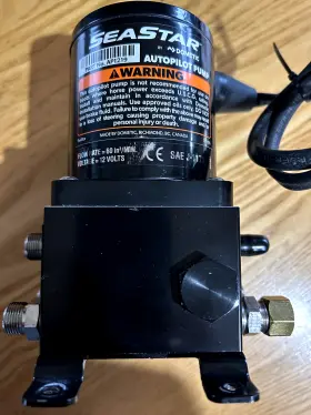 Ap1219 Seastar By Dometic Power Assist Auto Pilot Pump - Used Ap1219 Seastar By Dometic Power Assist Auto Pilot Pump - Used