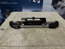 Seastar Hc6860 Solutions Tournament Series Hydraulic Steering Cylinder P#hc6860