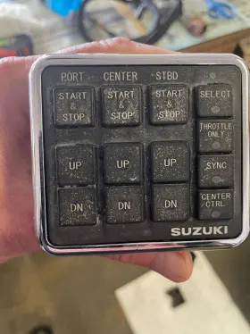 Suzuki 37100-98j31 Outboard Triple Engine Spc Control Panel Keypad