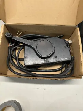 Suzuki 67200-9956 Right Side Mount Remote Control Box. 10 Point Plug