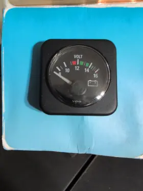 Vdo 754059003313 332 201 Voltmeter 12v Vg Nos Vdo 754059003313 332 201 Voltmeter 12v Vg Nos
