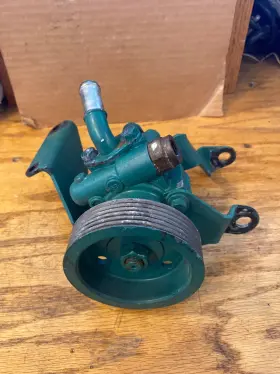 21317314 Volvo Penta Used Oem D4-d6 Marine Servo Pump Power Steering 21317314 Volvo Penta Used Oem D4-d6 Marine Servo Pump Power Steering