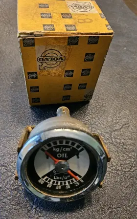 875048 Volvo Penta Nos Genuine Oem 2 Inch 100 Psi Engine Oil Pressure Gauge
