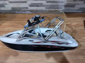 Yamaha 02a04 Ar 230 Remote Control Boat