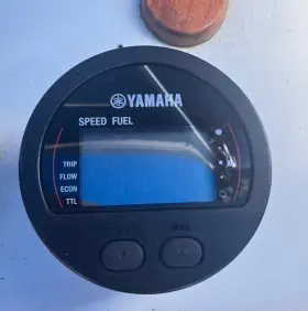 6y8-83500-10-00 Yamaha 6y8-83500-20 Speedometer And Fuel Management Meter Gauge