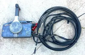 Yamaha 703-48207-17-10 703 Outboard Side Mount Remote Control Push To Open Throttle With Trim