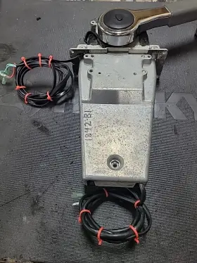 Yamaha Na1301-17 Used Outboard Top Mount Control Box